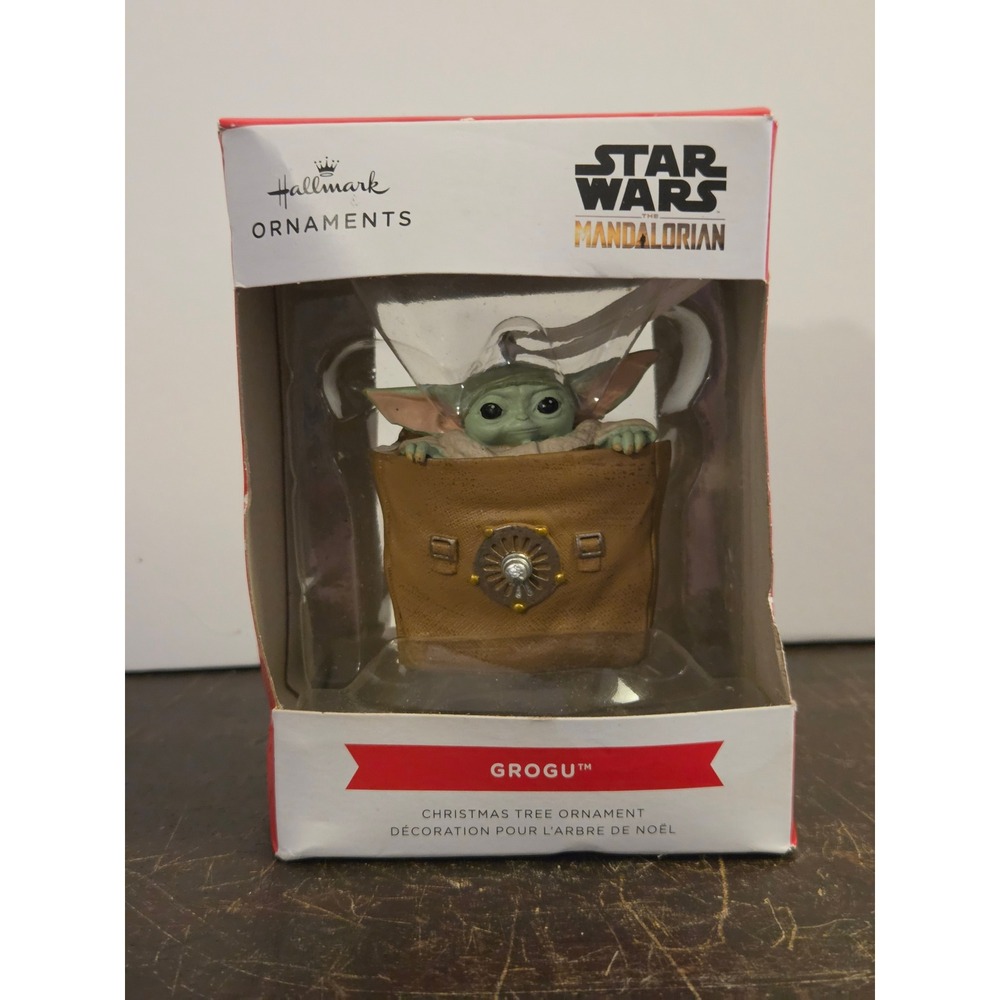 Hallmark Star Wars The Mandalorian Grogu in Satchel Christmas Ornament 2HCM9072